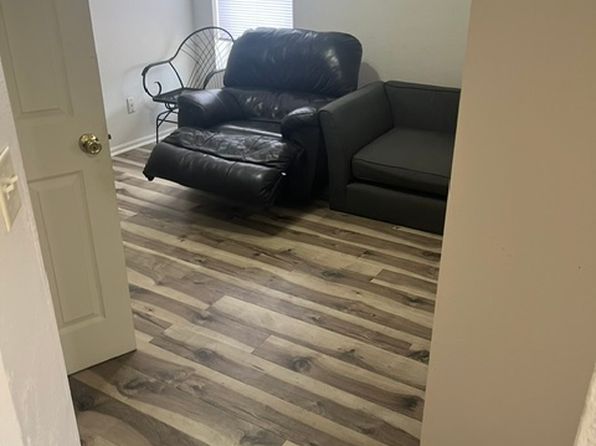 702 S 24th St APT 1
