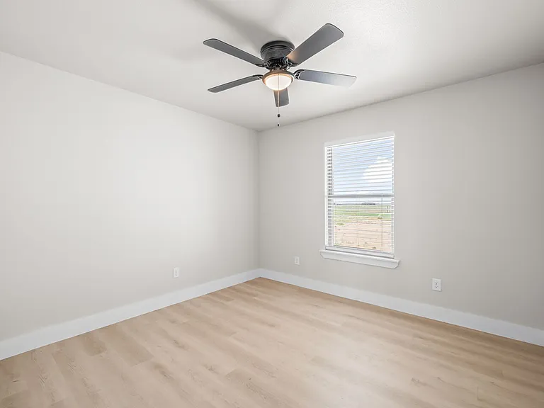 10611 East Cres #7400 — Photo 22