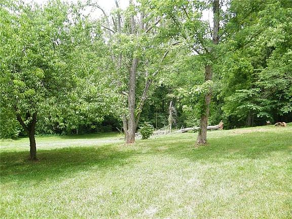 5th image of 4488 Clippard Ln