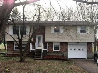 323 Broadridge Dr, Jackson, MO 63755
