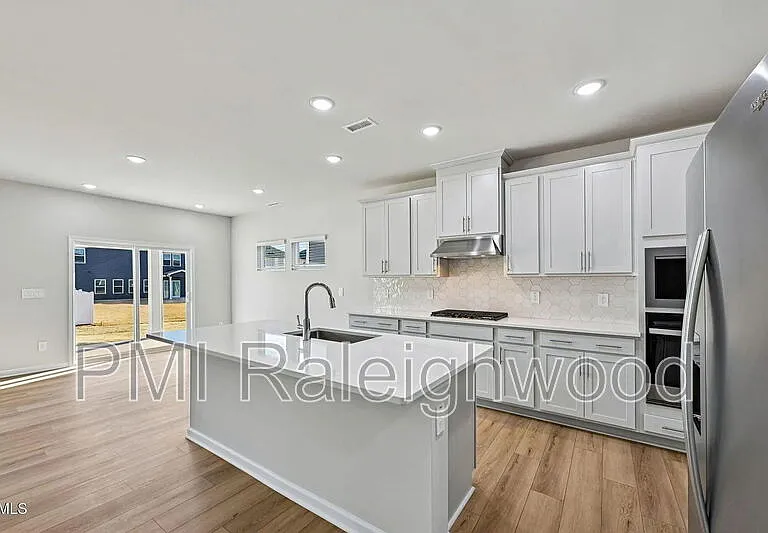 528 Bridger Dr — Photo 6