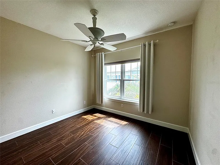 3231 Nautical Pl S — Photo 12