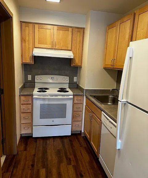 1216 Martin Luther King Jr Way #307 — Photo 10