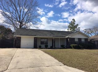 1232 Dharahn Dr, Hinesville, GA 31313