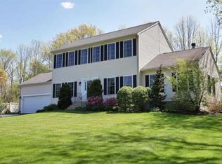 110 Fiske Hill Rd, Sturbridge, MA 01566