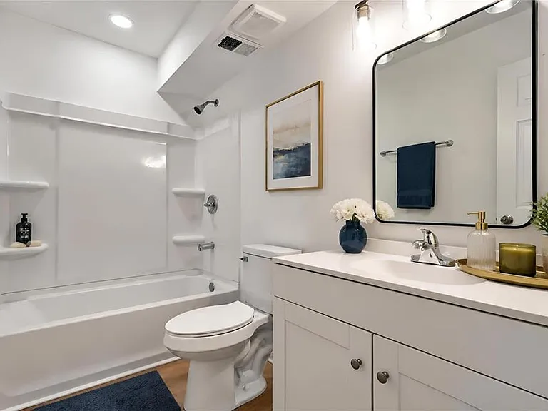 5095 Roswell Rd #203 — Photo 24