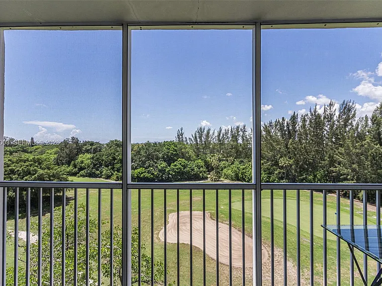 3150 N Palm Aire Dr #705 — Photo 17