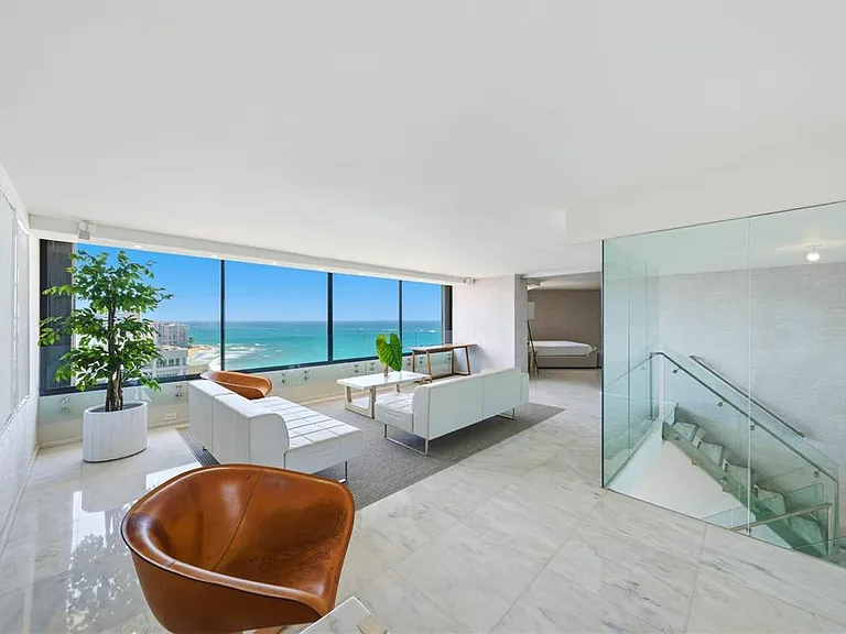 1 Taft St #Penthouse C — Photo 12