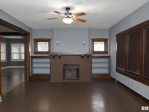 3rd image of 2134 N Bigelow St