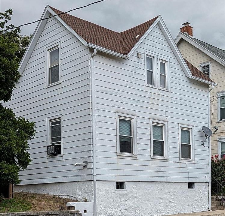 1st image of 29 E Depot St