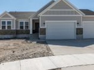3304 E Wheat Field Ln, Eagle Mountain, UT 84005