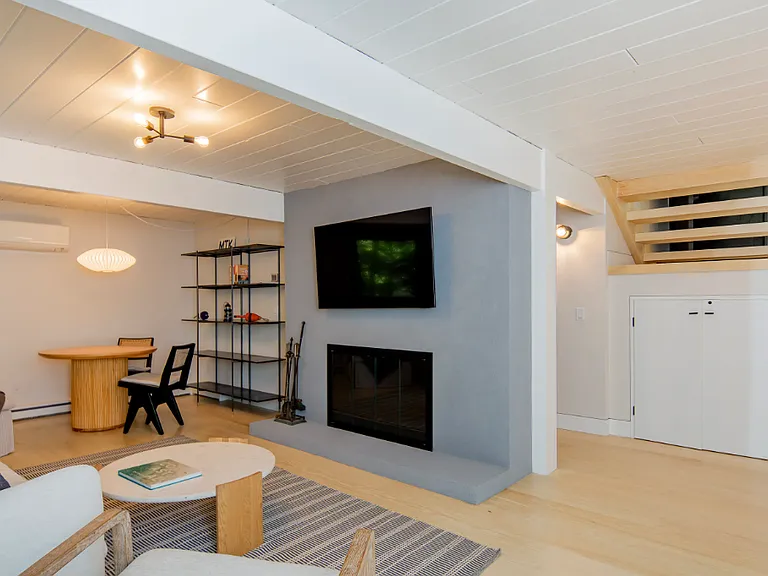 18 Dogwood St — Photo 16
