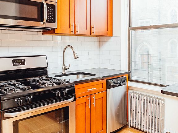 5th image of 465 Marcus Garvey Blvd #1