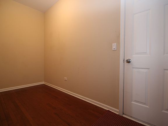 5th image of 455 Cardinal Ln