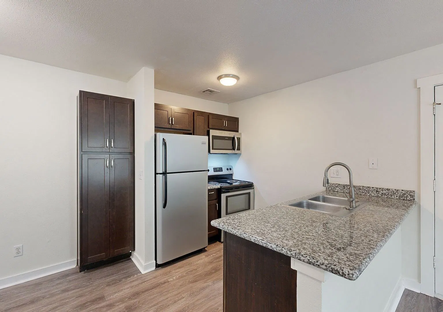 Bennett Ridge Apartments — Photo 4