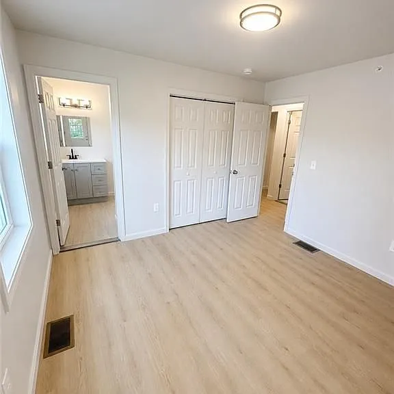 134 Florence St #1 — Photo 15