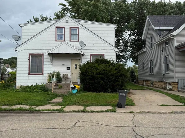 2274 Washington St, Dubuque, IA 52001