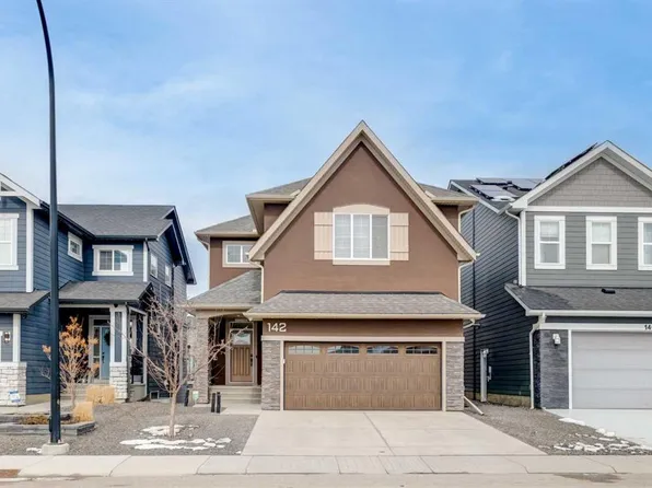 142 SW Cranbrook Park SE, Calgary, AB T3M 3C2