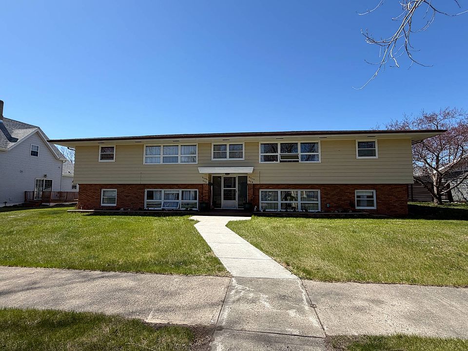 1st image of 904 Cedar Ave