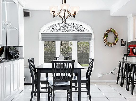 5th image of 65 Borden Ct