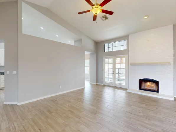 642 W SUMMIT Place, Chandler, AZ 85225