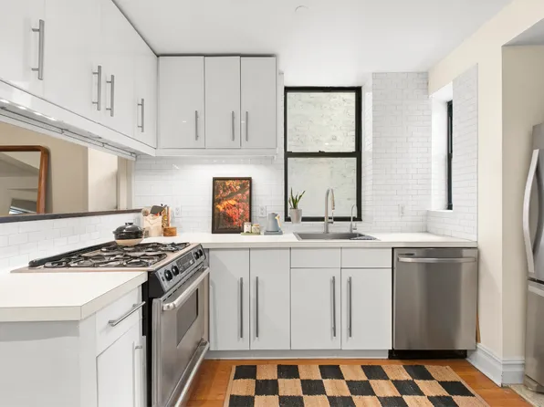 157 Ludlow Street image 1 of 6