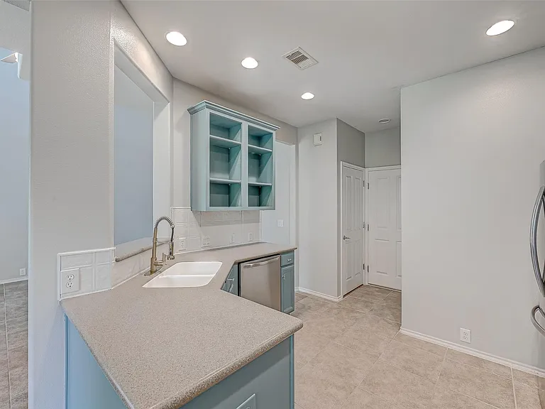 13600 Breton Ridge St #32C — Photo 23