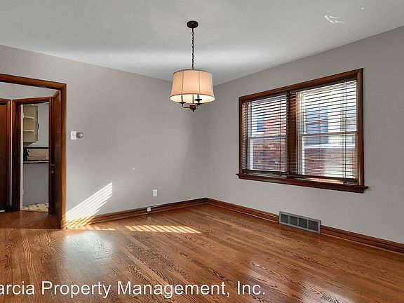 4th image of 5803 Lansdowne Ave