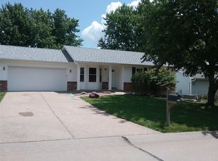 6353 Star Buck Dr, O'Fallon, MO 63368