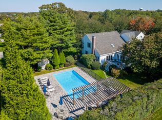 92 Pleasant Ln, Southampton, NY 11968