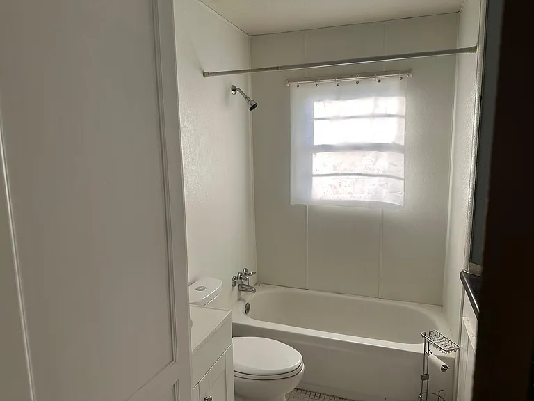 749 N Planters St — Photo 5