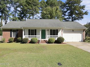 709 Longview Dr, Fayetteville, NC 28311