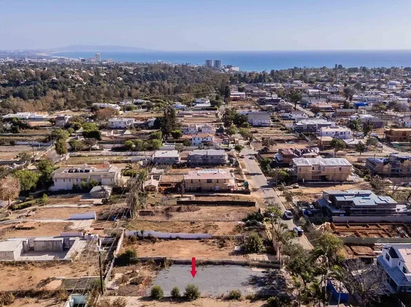 1048 Kagawa St, Pacific Palisades, CA 90272