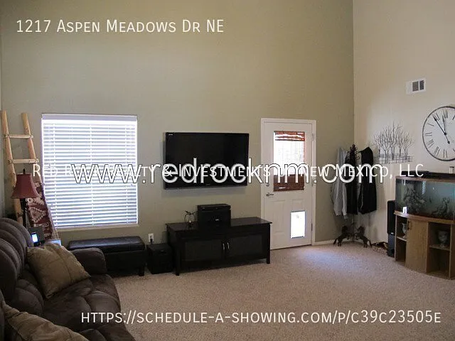 1217 Aspen Meadows Dr NE — Photo 6