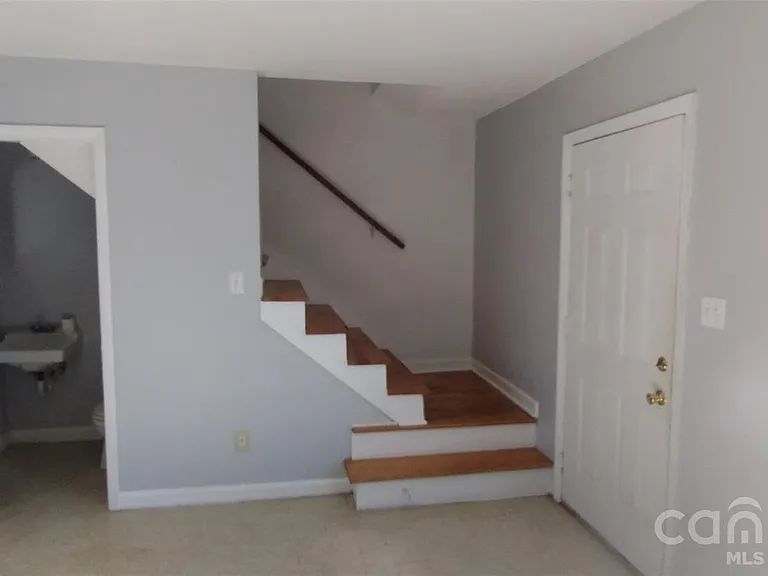 2667 Dr Carver Rd — Photo 13