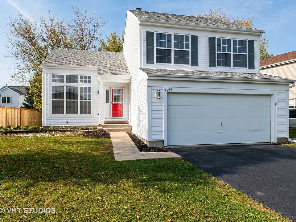 1st image of 2314 N Old Pond Ln