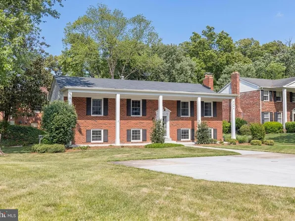 4404 Arcross Ct, Alexandria, VA 22310