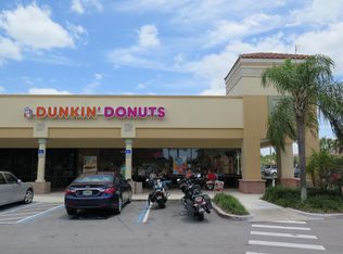 9 Brompton Ln, Boynton Beach, FL 33426