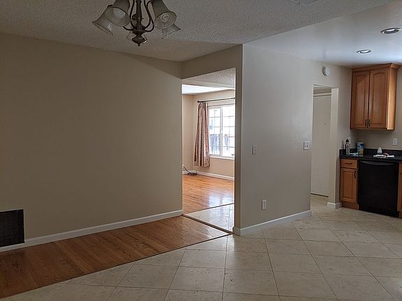 4th image of 1748 Queens Crossing Dr