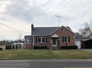 809 E St N, Suffield, CT 06078