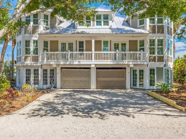 45 Seawatch Lake Dr, Boca Grande, FL 33921