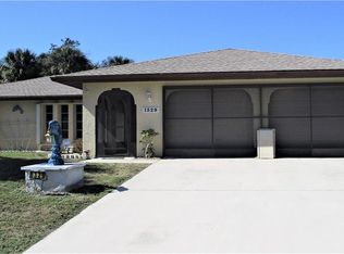 1329 Mohawk Dr, Pt Charlotte, FL 33952