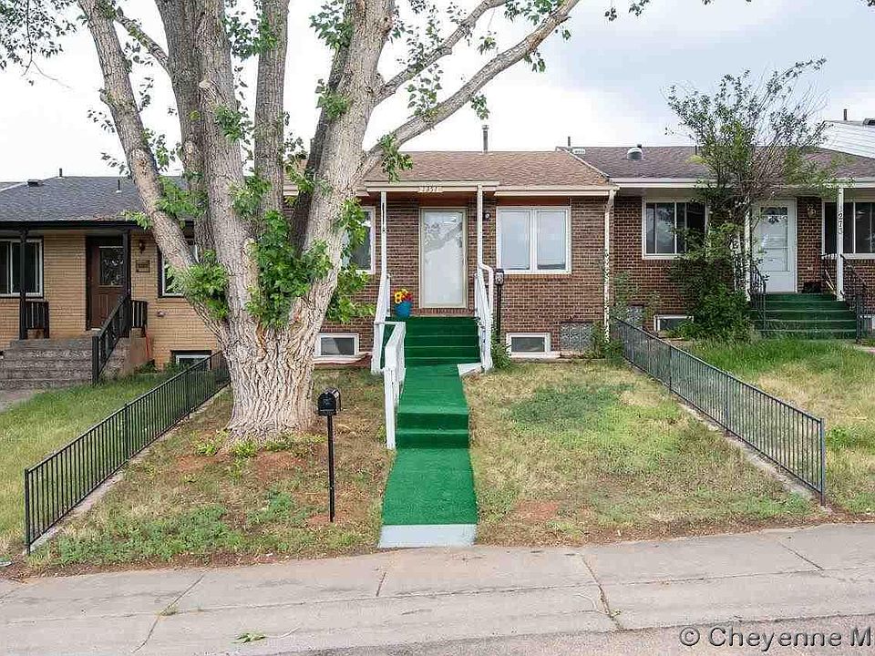 1st image of 1351 N 17th St