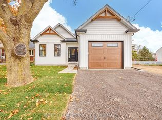 1051 Pelham St, Pelham, ON L3C 1Y5