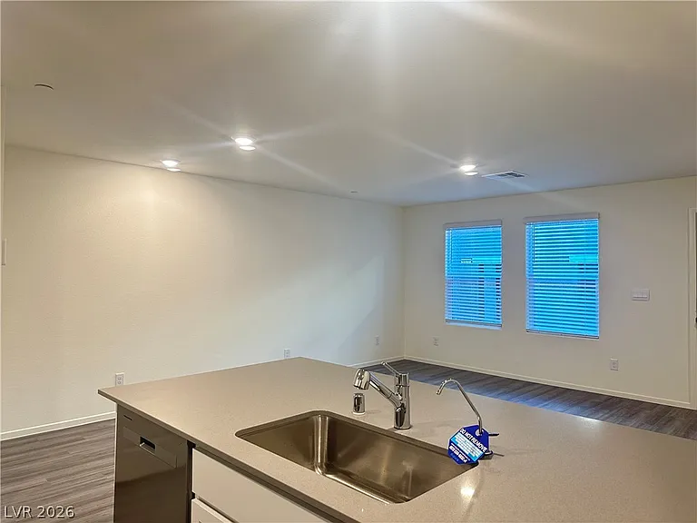9918 Saffron Hills St — Photo 20