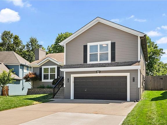 2nd image of 6112 N Bedford Ct