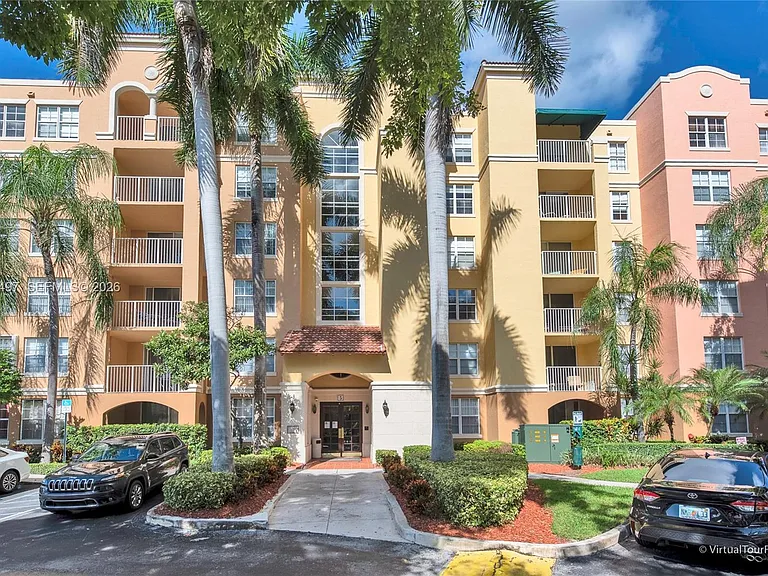 19501 E Country Club Dr #9101 — Photo 25