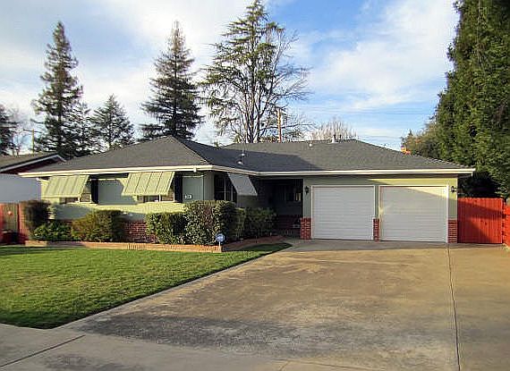 1st image of 919 Lake Home Dr