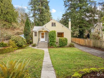 2112 Marine Drive, Bremerton, WA, 98312