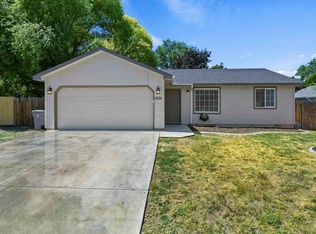 1821 Chicago St, Nampa, ID 83686